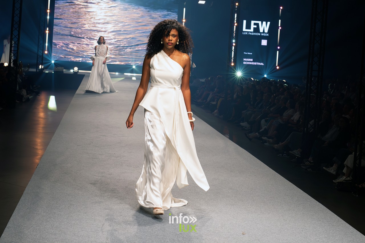 Lux Fashion Week 2025 : le défilé en blanc