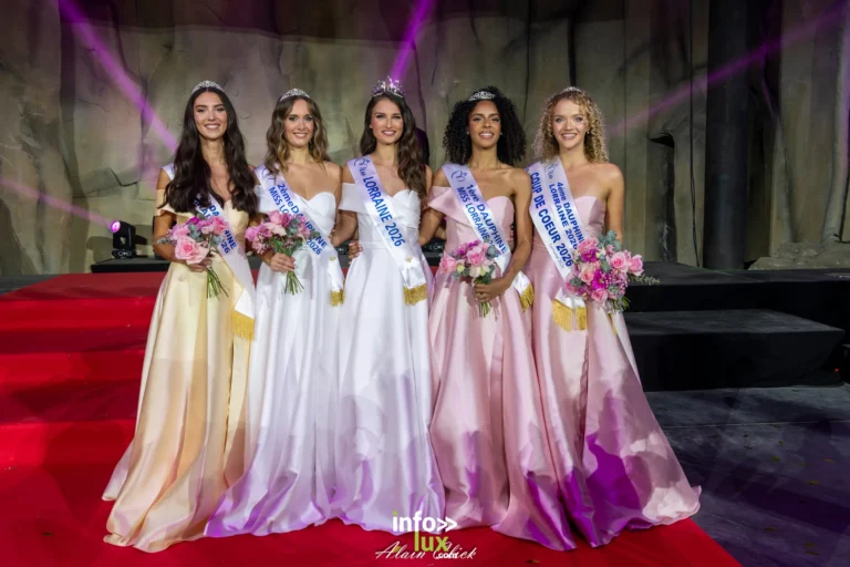 Zoo d’Amnéville : Miss Lorraine 2026 et ses dauphines, bouquets en main
