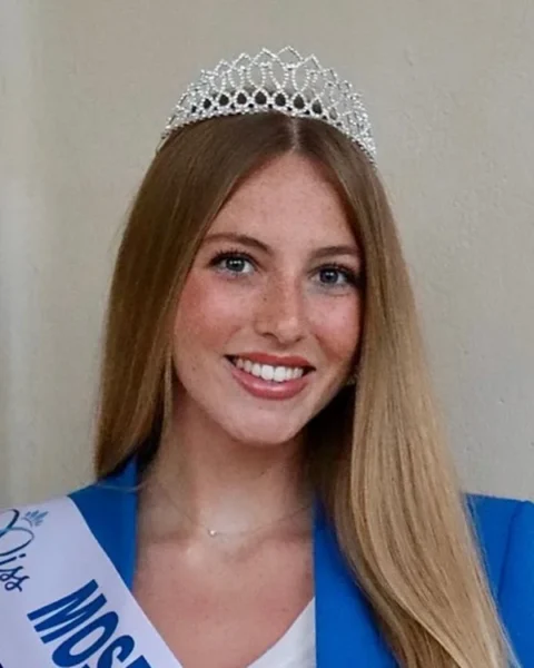 Portrait de Amélia Bur
